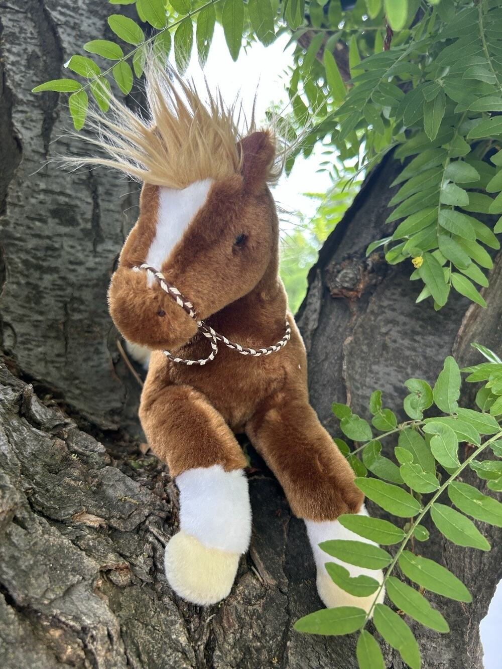 Douglas Horse Plush Walnut Chestnut Brown Laying Stuffed Animal 12” #1980 NWT